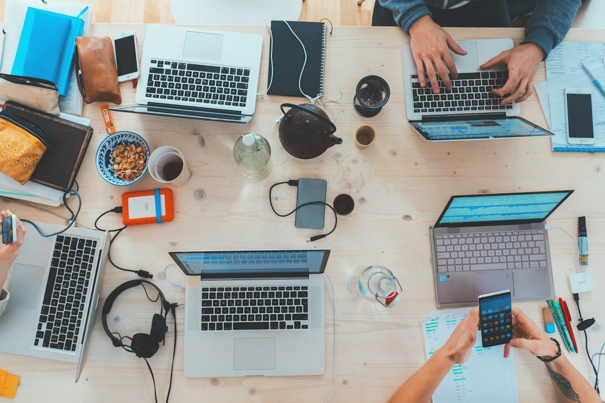 How to Turn Your Business Idea into a Mobile App in 2026
